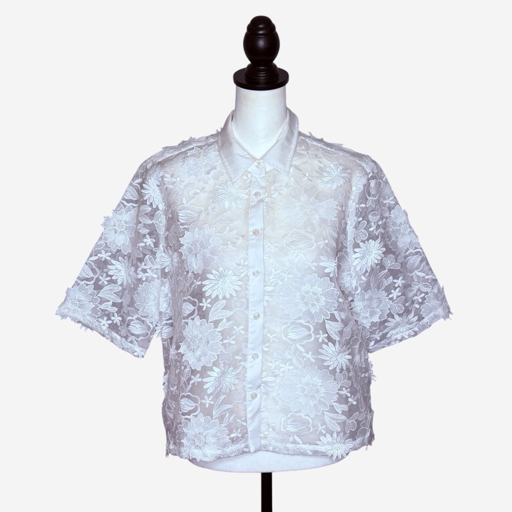 Chicos Sz 1.5 Floral Lace Applique Shirt US Size 10 White Sheer Short Sleeve